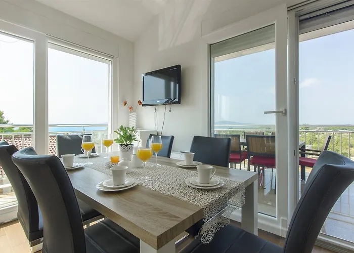 Lenija Apartamento *