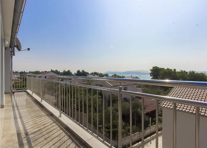 Lenija * יאדריה